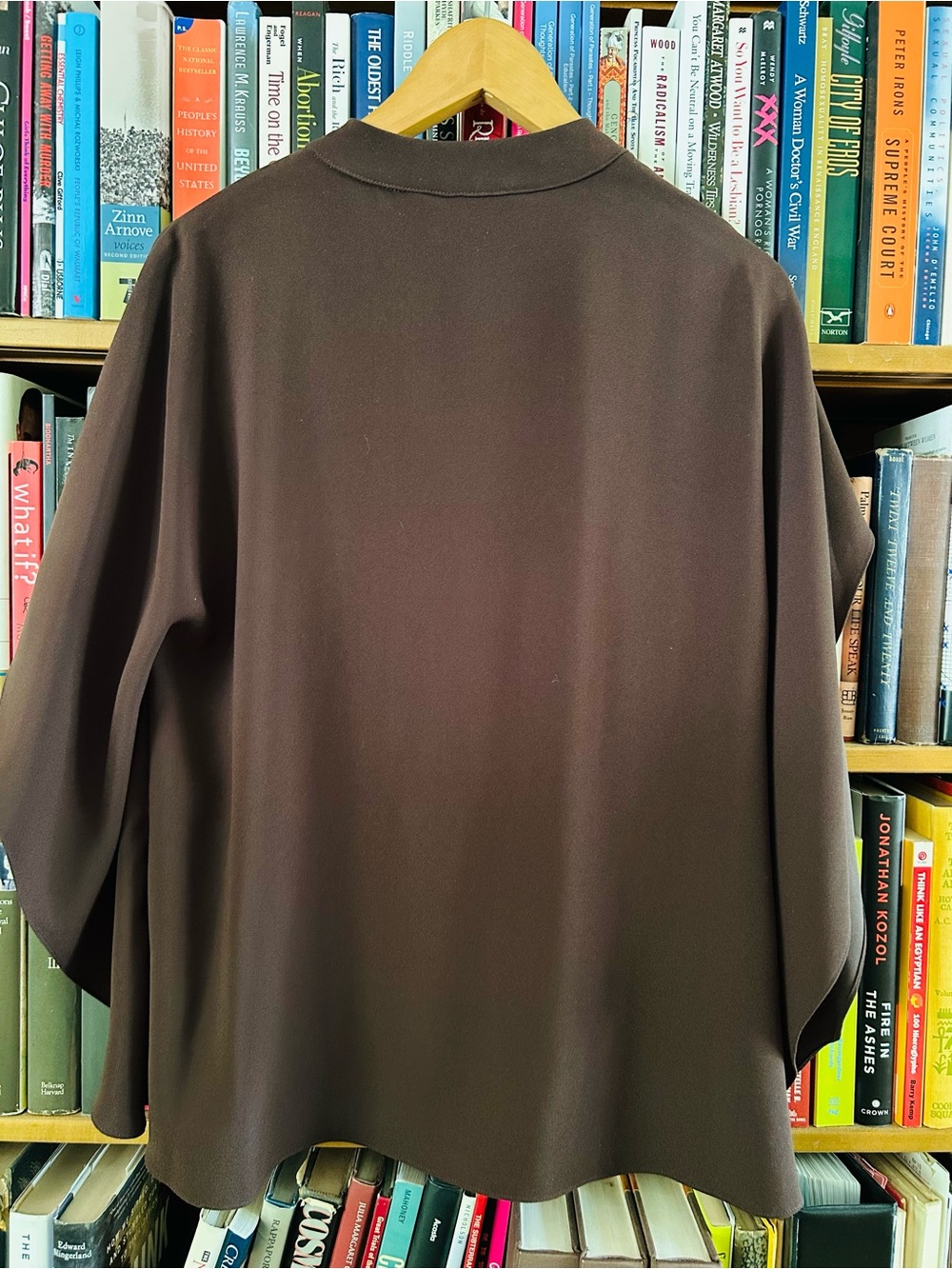 Trina Turk NWT Brown Tompkins Ruffle Crepe Boxy Square Top Blouse, size L - Picture 8 of 8